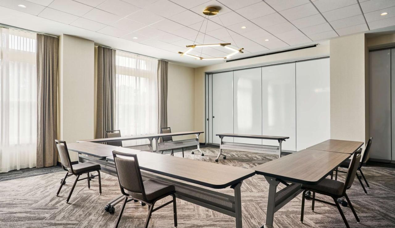 Hyatt House Chicago Medical/University District エクステリア 写真